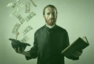 Imagem de um Homem com a bíblia na mão e na outra com um chapéu saindo dinheiro de dentro